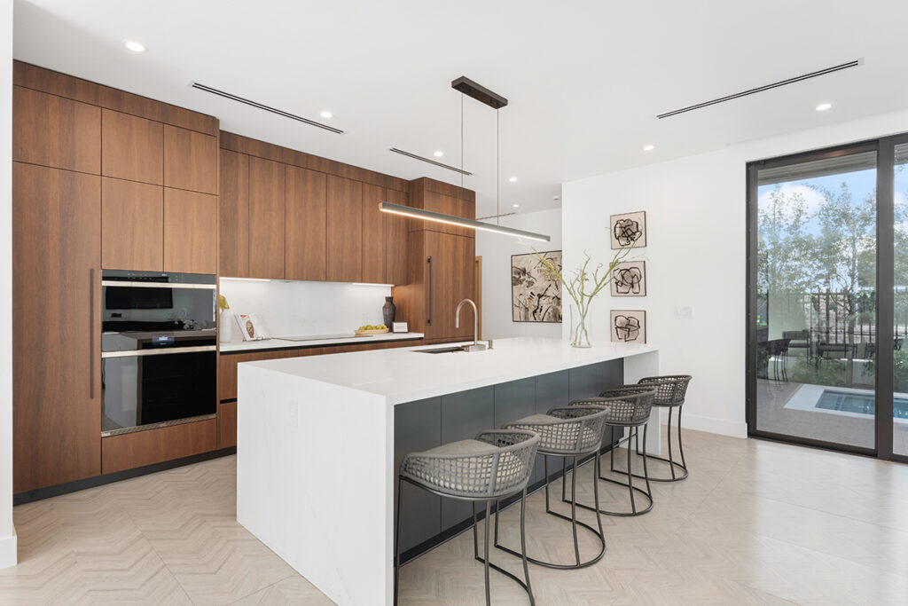 McDonald Street | Coconut Grove, FL.
Dwelling Units: 2
3,209 total area per unit