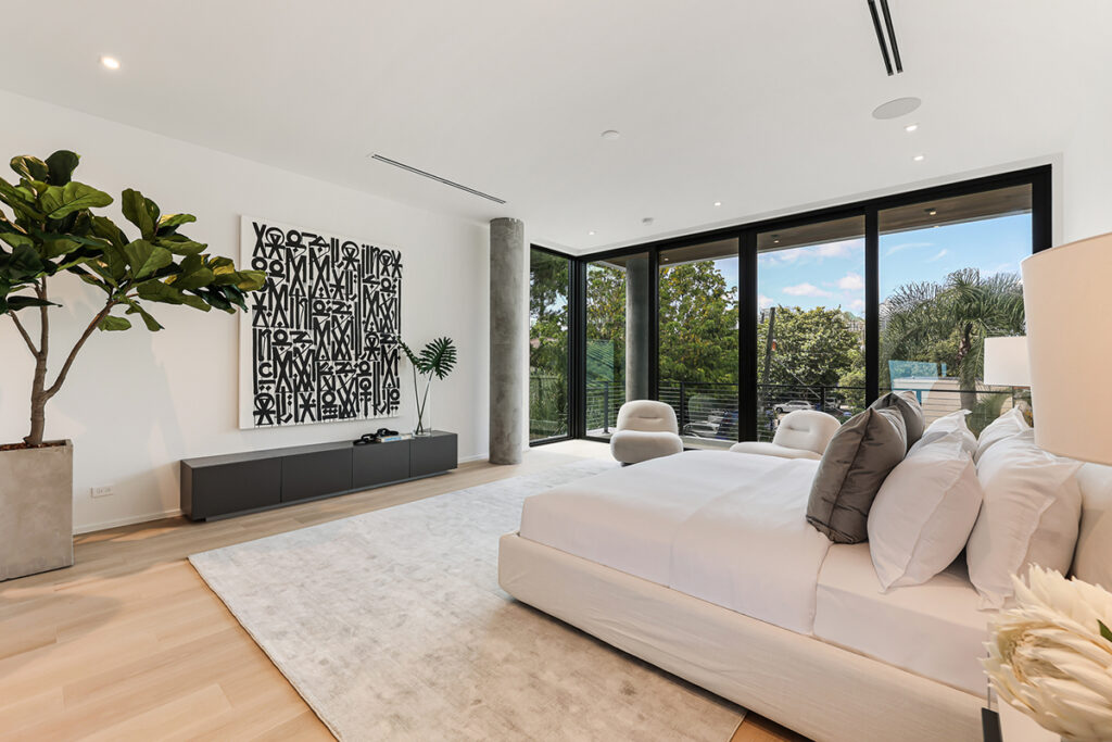 Coconut Avenue | Coconut Grove, FL.
Dwelling Units: 2
5,747 total area per unit