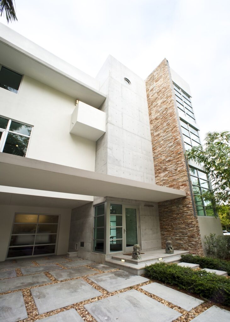 West Fairview Street | Coconut Grove, FL.
3 stories
4,300 total area