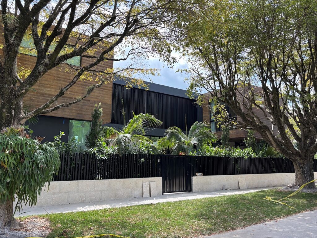 Inagua Avenue | Coconut Grove, FL.
2 stories
5,361 total area